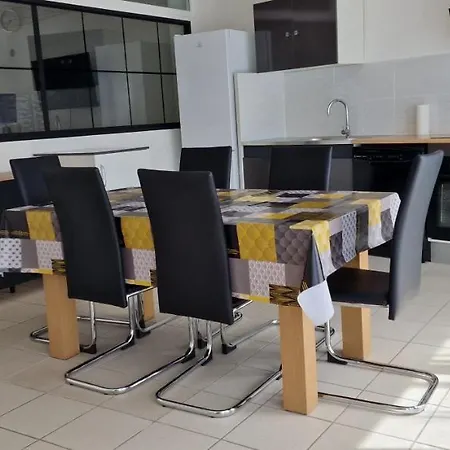 Aerouant - Maison Spacieuse Pour 8 Personnes Sur 3 Etages Ideal Famille Amis Entreprises Holiday home *