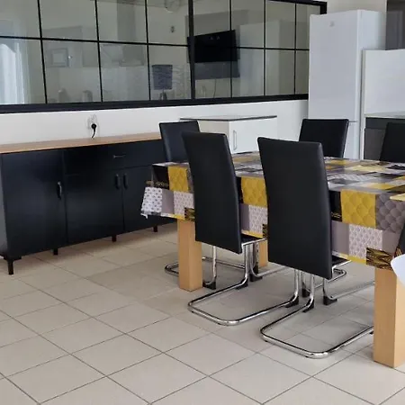 Aerouant - Maison Spacieuse Pour 8 Personnes Sur 3 Etages Ideal Famille Amis Entreprises Holiday home *