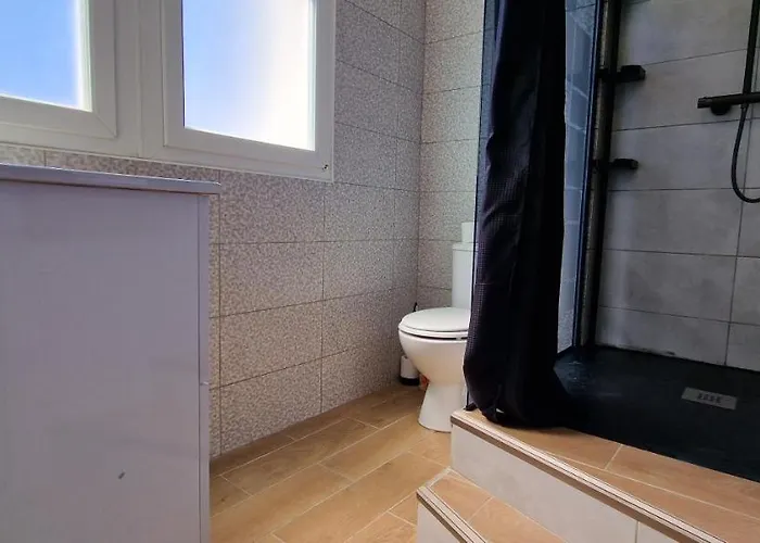 Vakantiehuis Aerouant - Maison Spacieuse Pour 8 Personnes Sur 3 Etages Ideal Famille Amis Entreprises