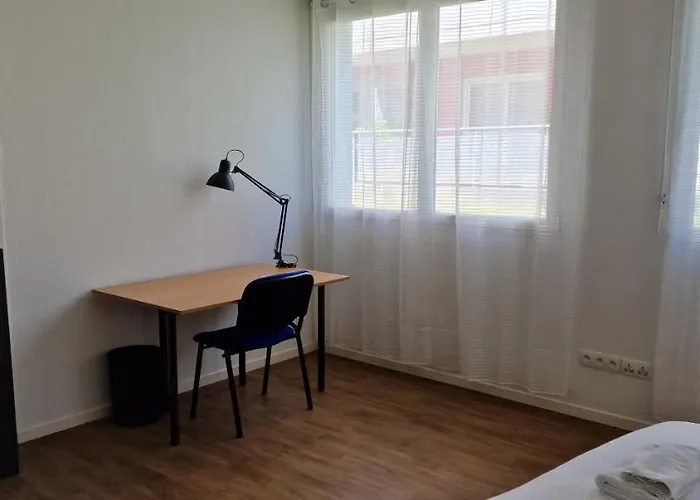 Aerouant - Maison Spacieuse Pour 8 Personnes Sur 3 Etages Ideal Famille Amis Entreprises Vakantiehuis Brest