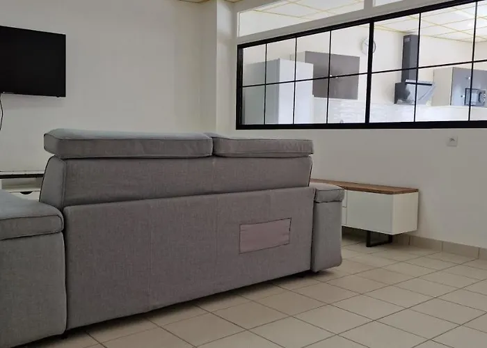 Vakantiehuis Aerouant - Maison Spacieuse Pour 8 Personnes Sur 3 Etages Ideal Famille Amis Entreprises